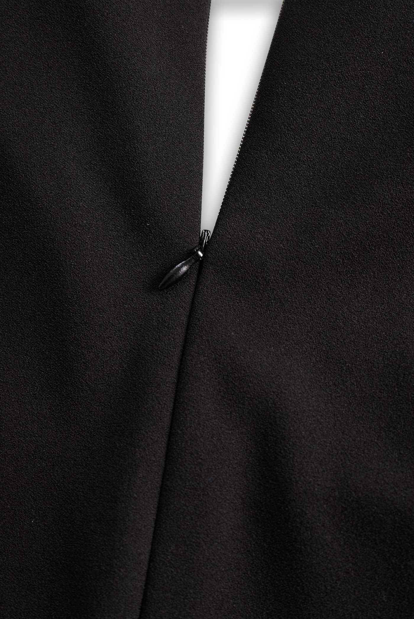 Claribel | Refined Black Dress 1 + 1 free