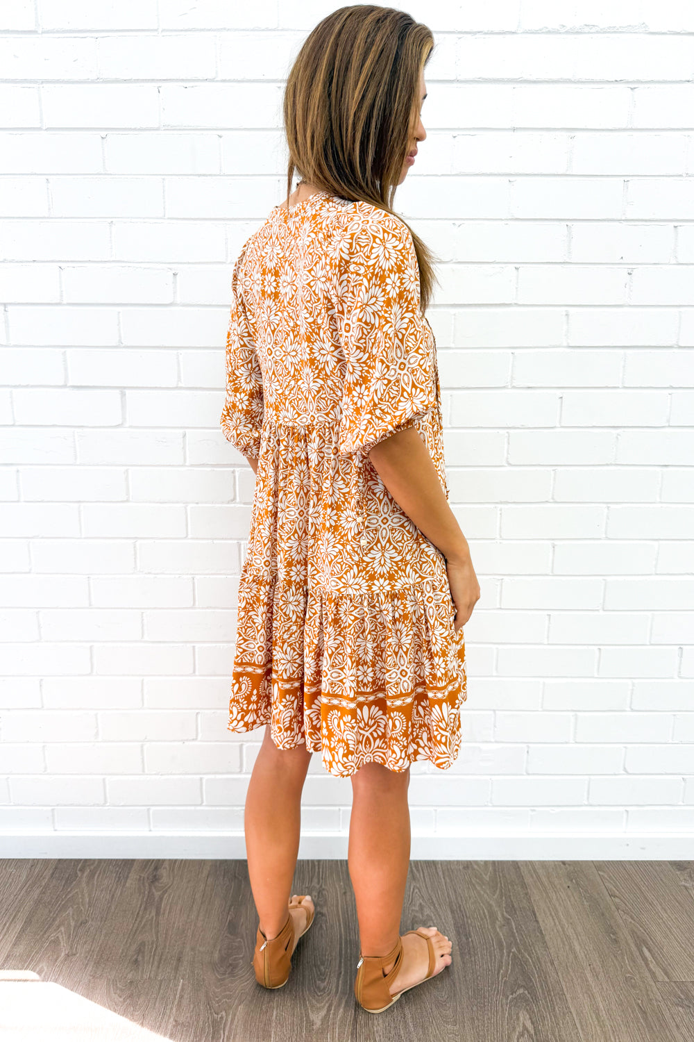 Lumen Dress - Tan White